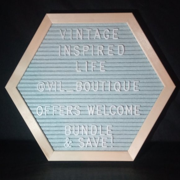 Wooden Farm Fresh Apples Hanging Sign w/ Jute Rope - Picture 2 of 3